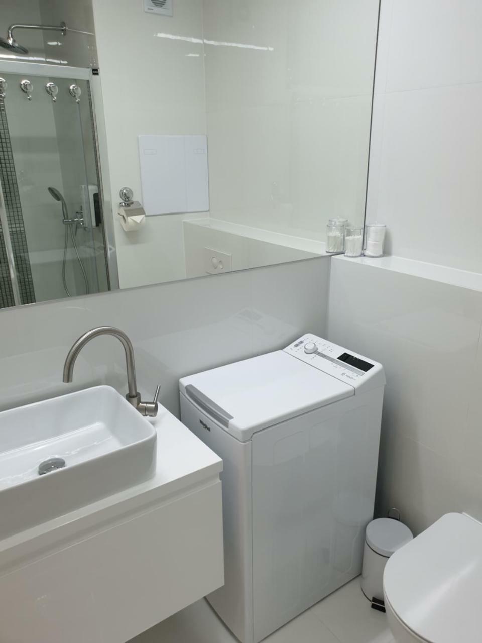Urban Apartment *